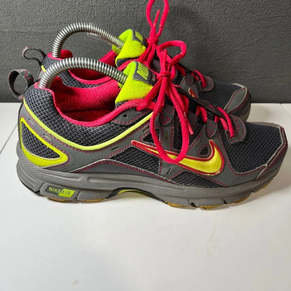 Nike Alvord 9 Trail Running Shoes Mens 8 Grey Volt Pink 443517-036 Sneaker